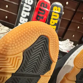 size 10.5-11 Jordan 1, 3, 4 and Dunks