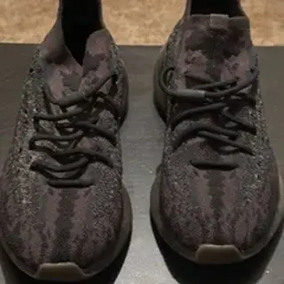 Yeezy 380 Onyx OG US 9.5 Lightly used $50