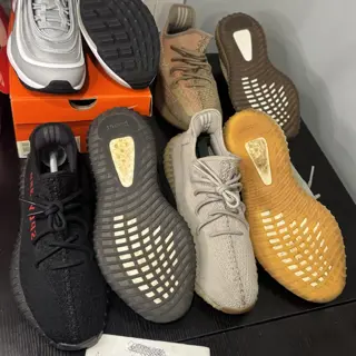 Yeezys air maxes Sz 10-11 $80-$200
