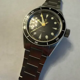Lorier Neptune V3 Black Gilt - $280