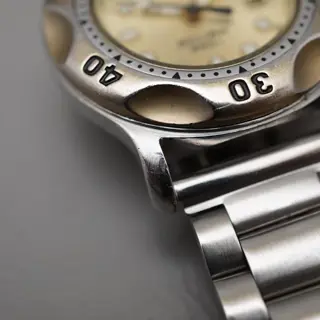 Vintage 1988 Seiko 3E25-0A10 Gold Tone Scuba 200M Quartz Mini Diver Watch - $95
