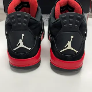 Jordan 4 Retro Red Thunder Size 9.5 $200