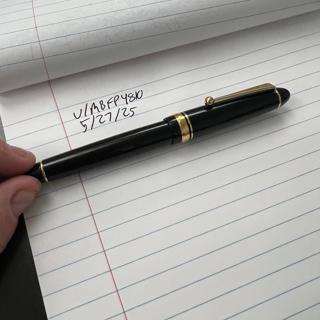 Pilot 742 (M Nib)