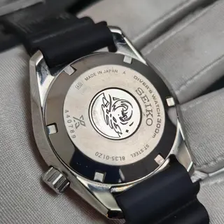 Seiko Marinemaster 300 SLA077 LNIB Full Kit + OEM Seiko Rubber Strap - $1900