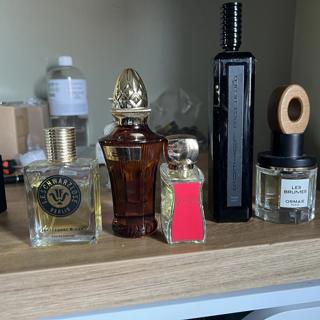 Luxury & Niche Perfumes: Discounts, Negotiable Prices and Trades, Trusted Seller (bottle)