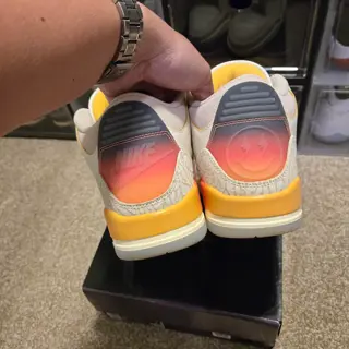 Jordan 1 Travis Canary & Jordan 3 J Balvin White Sz 9