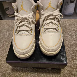 Jordan 1 Travis Canary & Jordan 3 J Balvin White Sz 9