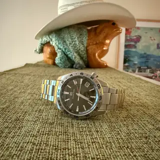 Grand Seiko SBGM247 Green Dial