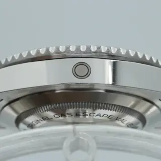 2023 Rolex Sea-Dweller 126600 43mm Stainless Steel Black Dial Boxes/Papers!