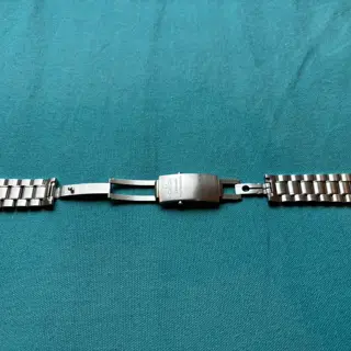 Omega 1610/930 bracelet in great condition