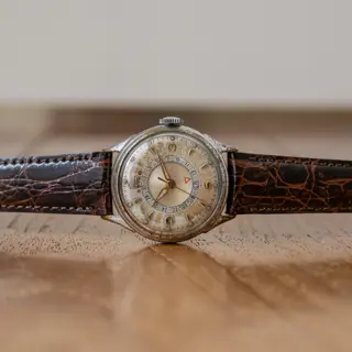 The Seiko Autodator from 1953, Featuring One of Seiko’s Earliest Date Complications. Serviced in Japan.