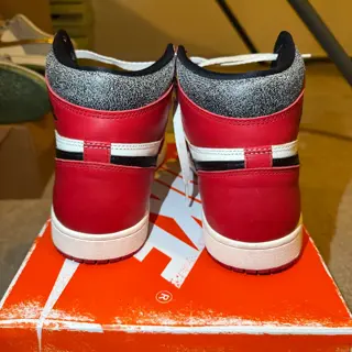 AJ1 Lost and found Chicago size 10.5 Great condition $250 shipped