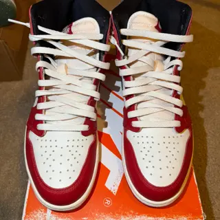 AJ1 Lost and found Chicago size 10.5 Great condition $250 shipped