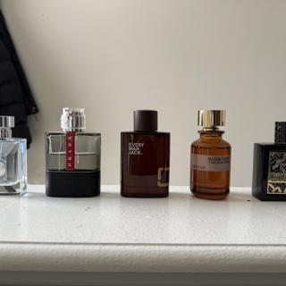 Versace Pour Homme, Prada Luna Rossa Carbon, other random bottles (Bottle)