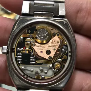 Mint condition Omega Constellation Ref. 398.0856, a COSC-certified quartz chronometer for $550 +Shipping
