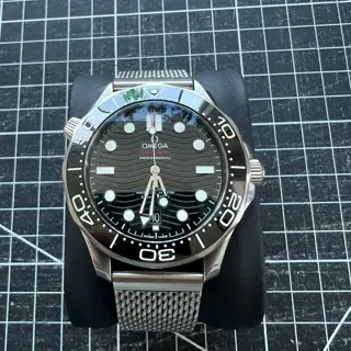 Omega Seamaster Diver 300M Full Kit Excellent Condition Mesh Bracelet