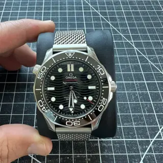 Omega Seamaster Diver 300M Full Kit Excellent Condition Mesh Bracelet
