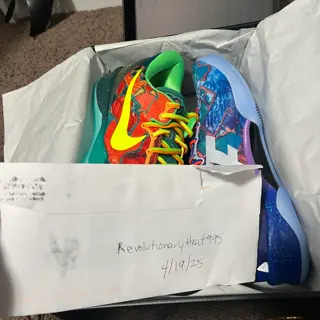 Kobe protro 8 What the men’s 9.5 women’s 11 [$325] shipped.