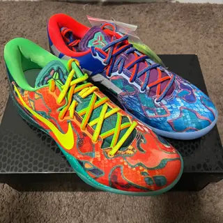 Kobe protro 8 What the men’s 9.5 women’s 11 [$325] shipped.