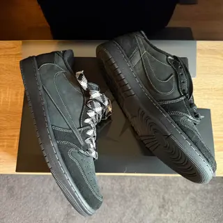 VNDS Travis Jordan 1 Low Phantom Size 10.5 and DS Travis Jumpman Jack TR Sail Size 10.5