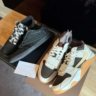 VNDS Travis Jordan 1 Low Phantom Size 10.5 and DS Travis Jumpman Jack TR Sail Size 10.5