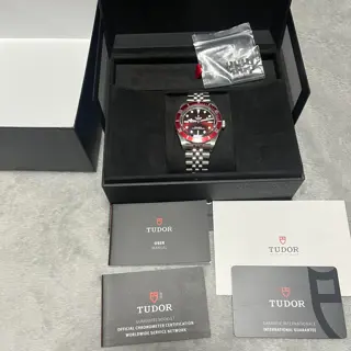 2025 New Release Tudor Black Bay 58 Burgundy on Jubilee Bracelet M7939A1A0RU