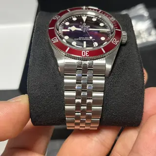 2025 New Release Tudor Black Bay 58 Burgundy on Jubilee Bracelet M7939A1A0RU