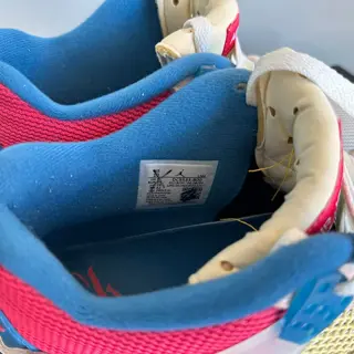 Jordan 4 Retro Union Guava Ice - Size 10 - Used - More in comments