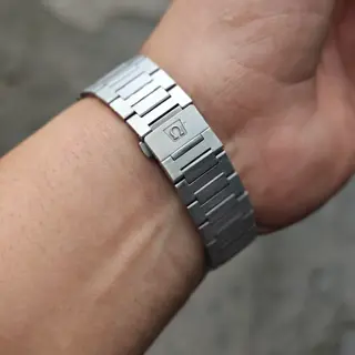 Mint condition Omega Constellation Ref. 398.0856, a COSC-certified quartz chronometer 35mm - $550