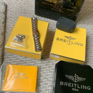 BREITLING Super Avenger, original owner, full set , tv $3380