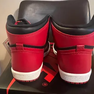 Jordan 1 Retro High ‘85 OG “Bred” - Size 8.0 Men’s