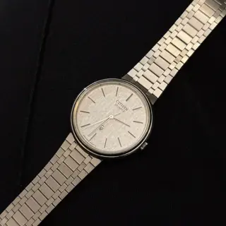 Citizen CQ UFO Snow Flake Dial 165$
