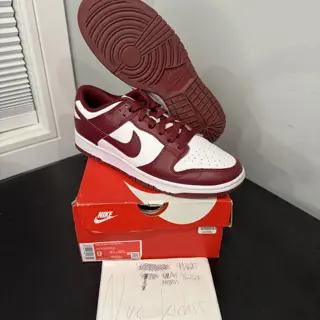 Nike dunk low team red Sz 9 used og all $50
