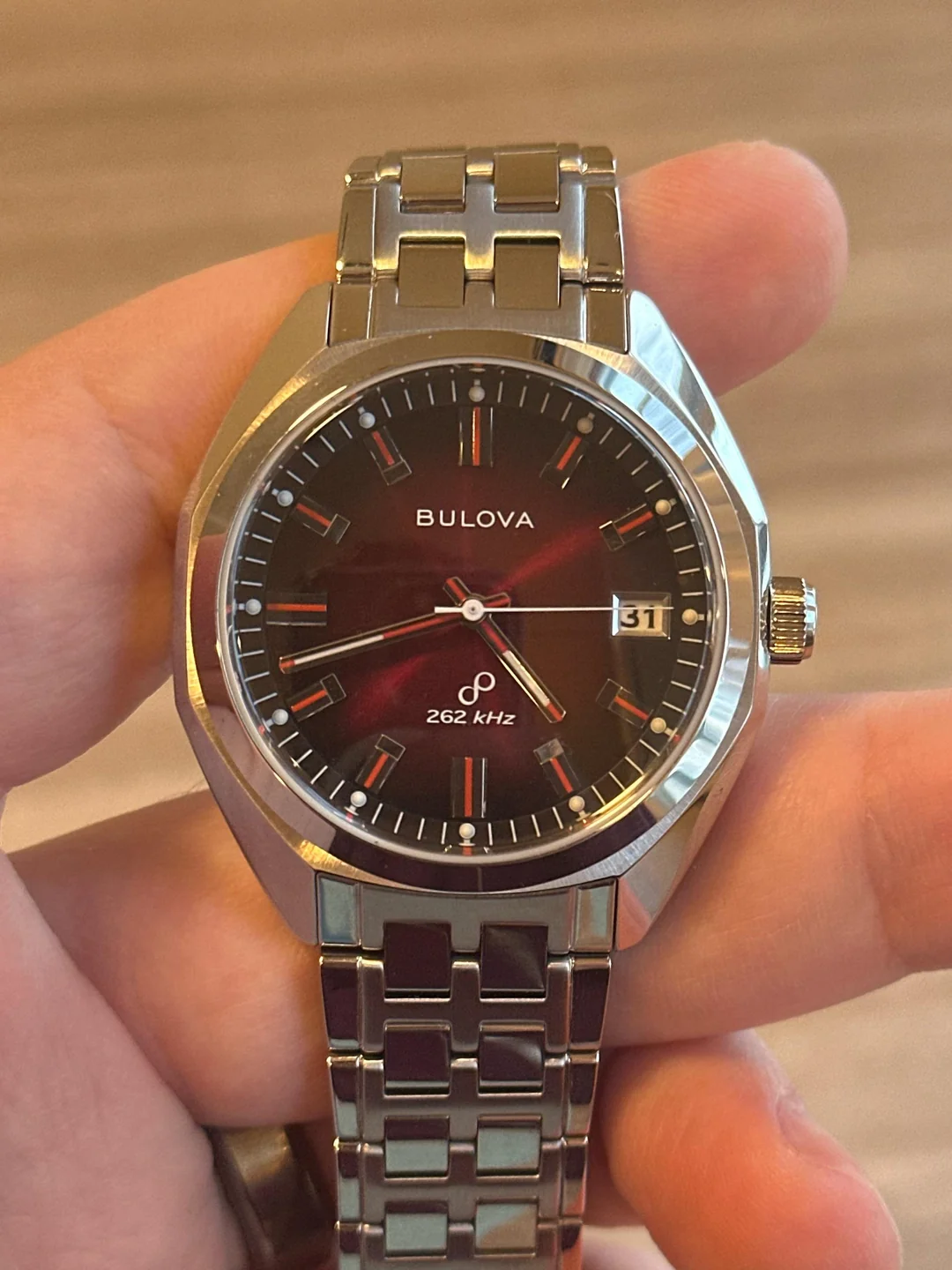 Bulova Jet Star (Red) 96B401 (40mm, Precisionist smooth sweep quartz)
