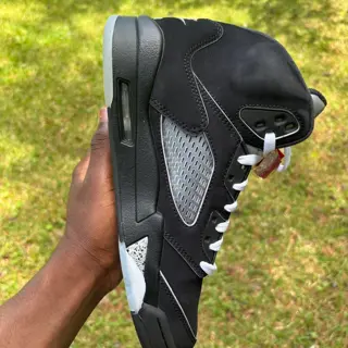 Jordan 5 Reimagined Metallic size 8 $230