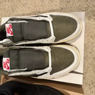 Jordan, Travis, Sb Dunk sz 11: $50-$525 spring cleaning