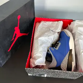 Jordan 3 Retro Varsity Royal Cement - Size 10.5 - Used - Price in comments