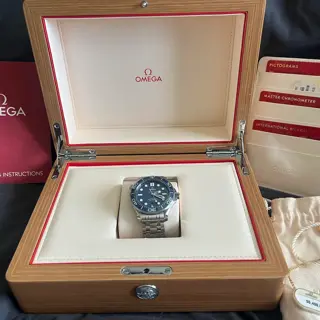 Omega Seamaster Professional Ref: 210.30.42.20.03.001