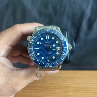 Omega Seamaster Professional Ref: 210.30.42.20.03.001