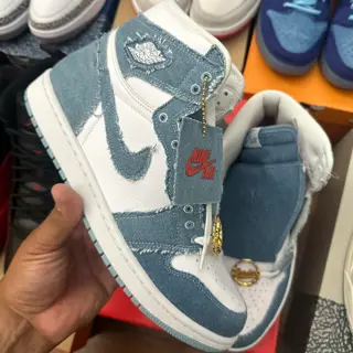 looking to clear some room Sz 10-11 mostly DS $140-$275 shipped