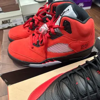 looking to clear some room Sz 10-11 mostly DS $140-$275 shipped