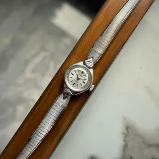 Vintage Zodiac Ladies Manual Winding only for 150$ Shipped 🚢 Via FedEx