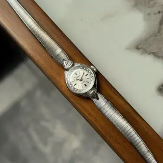 Vintage Zodiac Ladies Manual Winding only for 150$ Shipped 🚢 Via FedEx