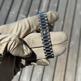 1991 Midsize Rolex Datejust President 31mm 18k WG Factory Diamonds 68289 Watch