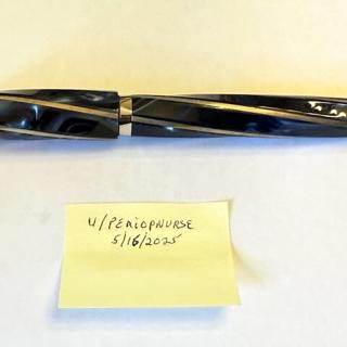 Visconti Divina Elegance Imperial Blue  18K (F)