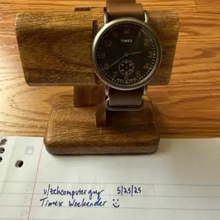 Timex Weekender Small Seconds Like New 40 MM