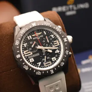 Breitling Endurance Pro 44mm white dial - Complete Kit