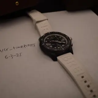 Breitling Endurance Pro 44mm white dial - Complete Kit