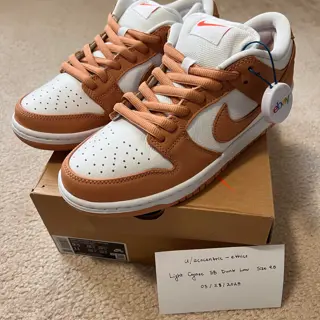 DS Nike Light Cognac SB Dunk Low Size 9.5 $120