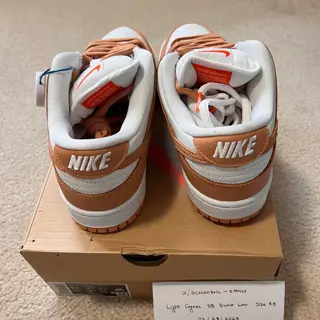 DS Nike Light Cognac SB Dunk Low Size 9.5 $120